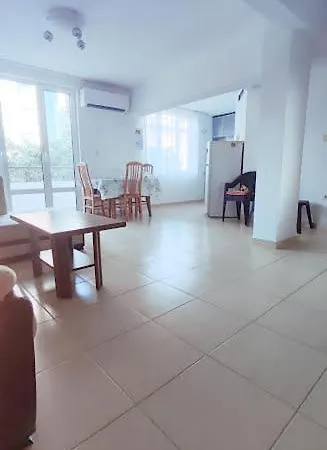 Апартаменти Varna Top Central Apartment Варна